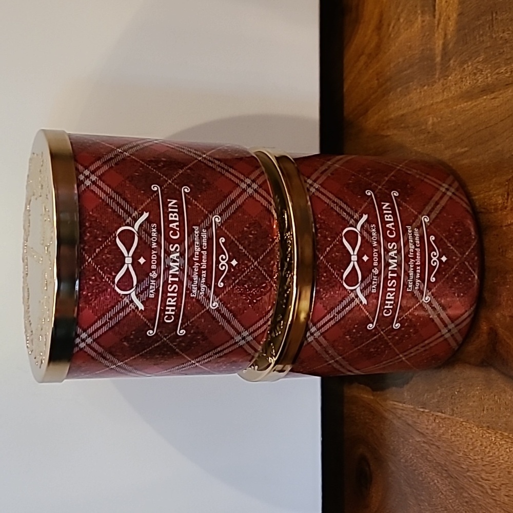 2pc CHRISTMAS CABIN 3 Wick Canfle Bath And Body Works With Decorativd Lid
